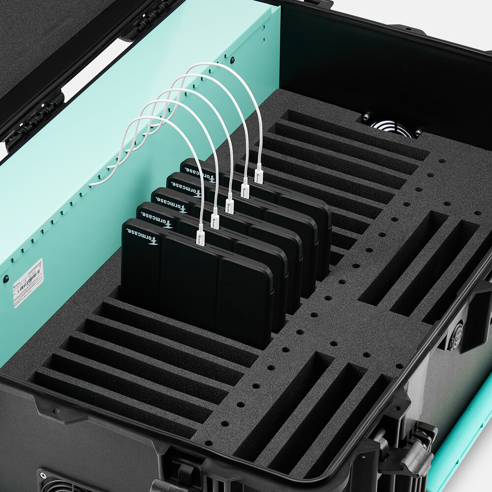 Formcase-TransformerCase-T24LX-fur-bis-zu-24-Tablets-mit-Schuko-Steckdosenleiste-nur-Laden