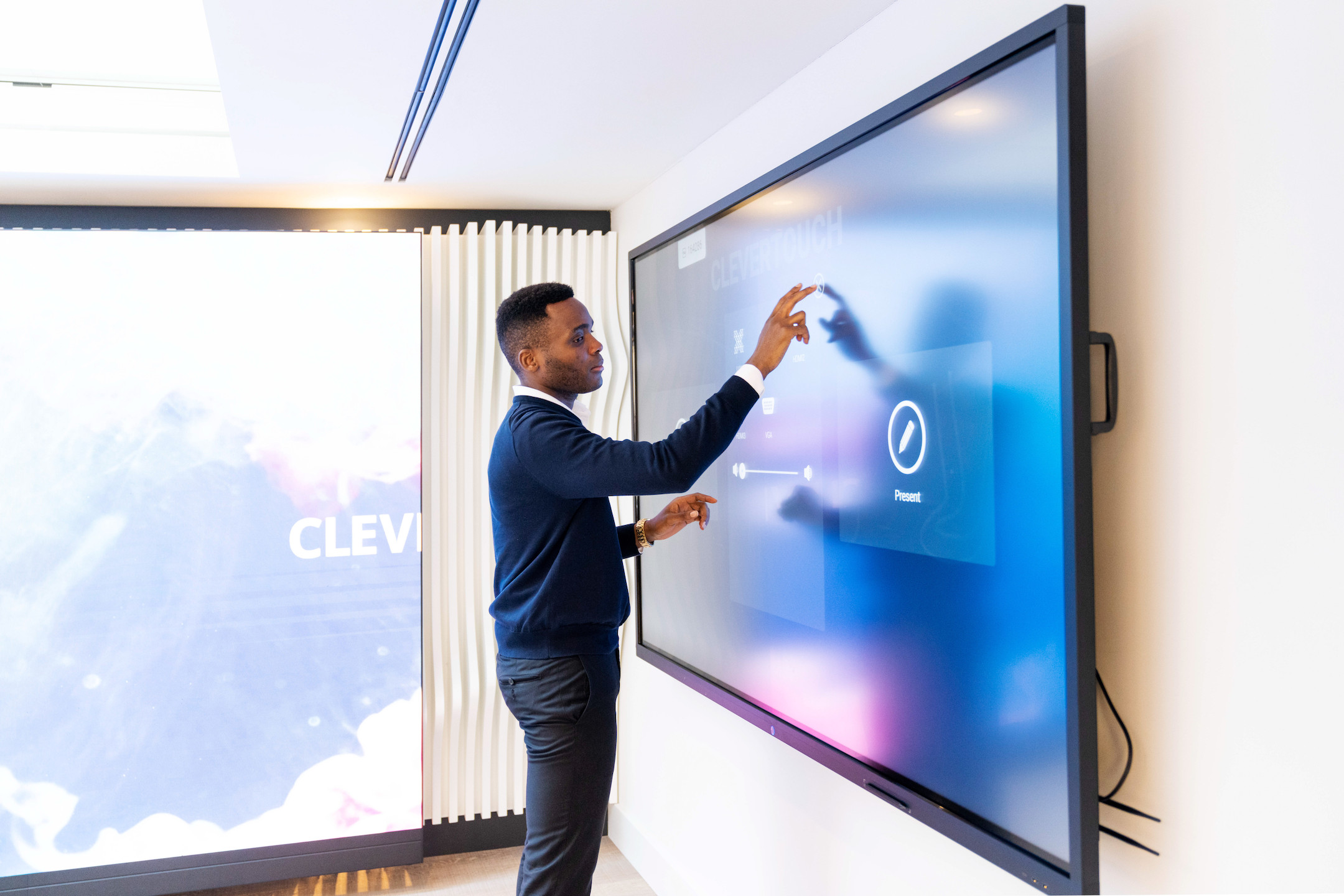 Clevertouch-UX-Pro-98-Touch-Display