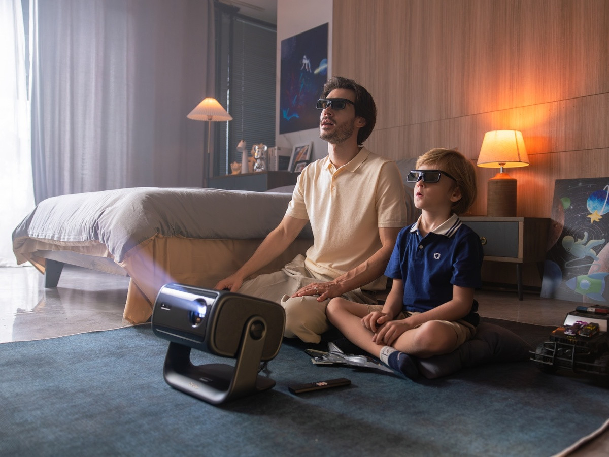 Dangbei-MP1-Max-4K-beamer-met-flexibele-gimbalstandaard-en-Google-TV-voor-veeleisende-filmfanaten