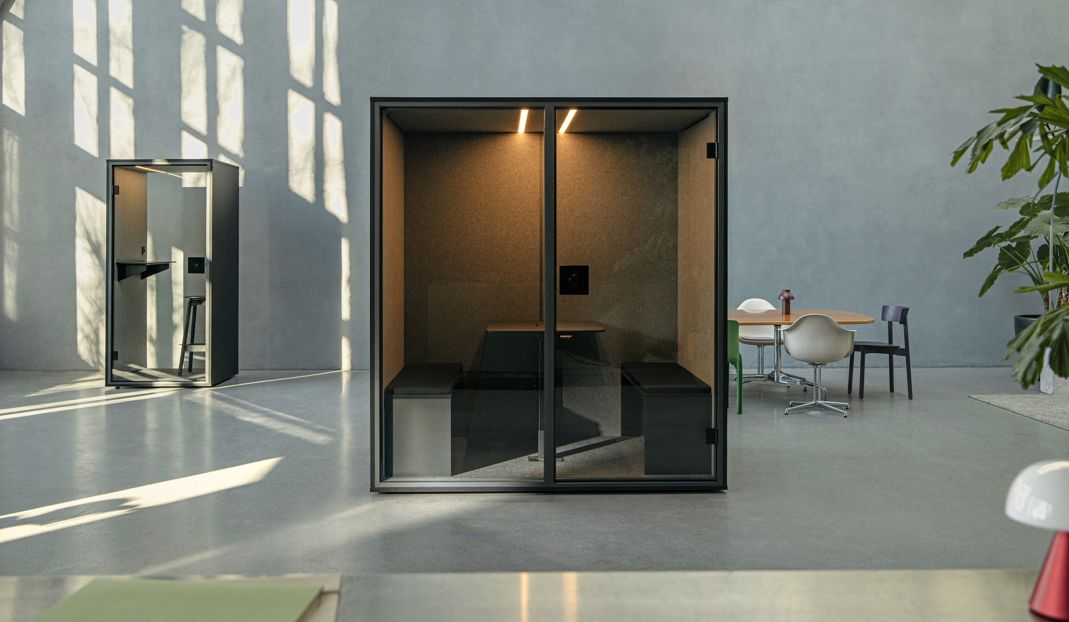 Berlin-Acoustics-MEET-Schallisolierte-Meetingbox-fur-zwei-bis-vier-Personen