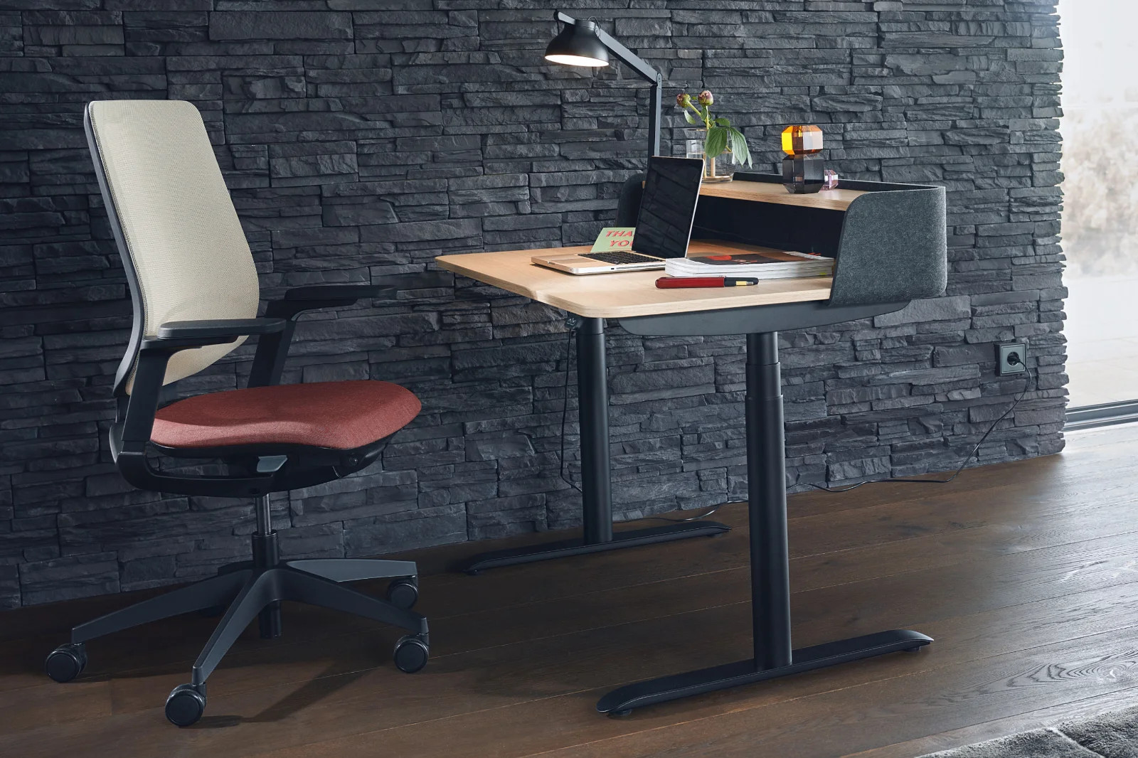 Sedus-se-flex-Burostuhl-mit-Gewichtsautomatik-und-Schiebesitz-fur-Desk-Sharing