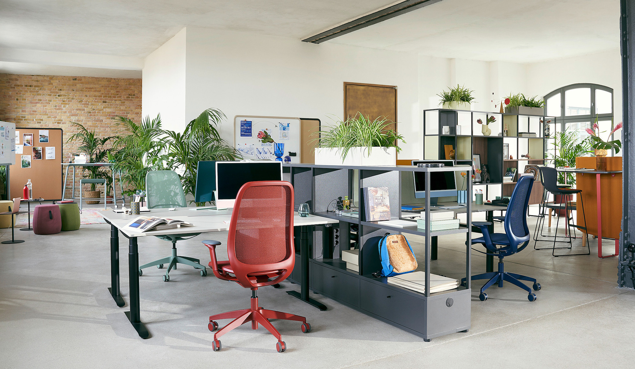 Sedus-se-matrix-Regalmodul-intelligente-Raumgliederung-fur-Open-Spaces