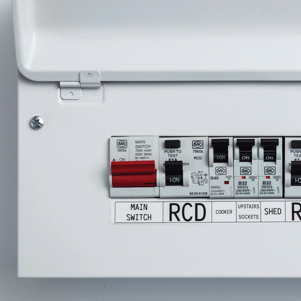 Brother-PT-E310BTVP-Professionelles-Beschriftungsgerat-fur-die-Industrie