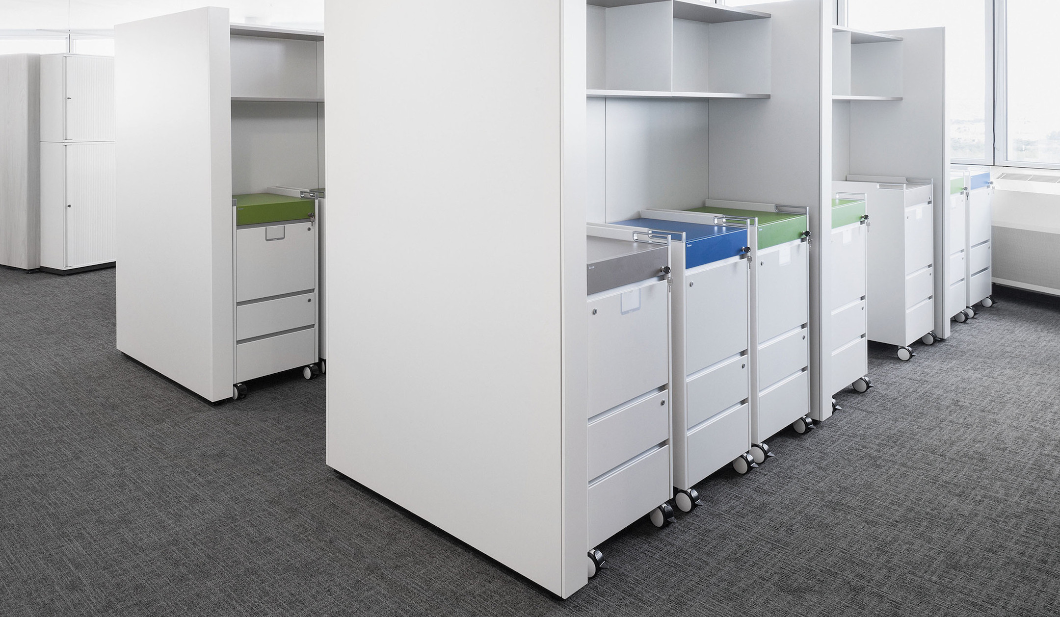 Bene-T-CADDY-Medium-Rollcontainer-mit-individuell-gestaltbarem-Stauraum