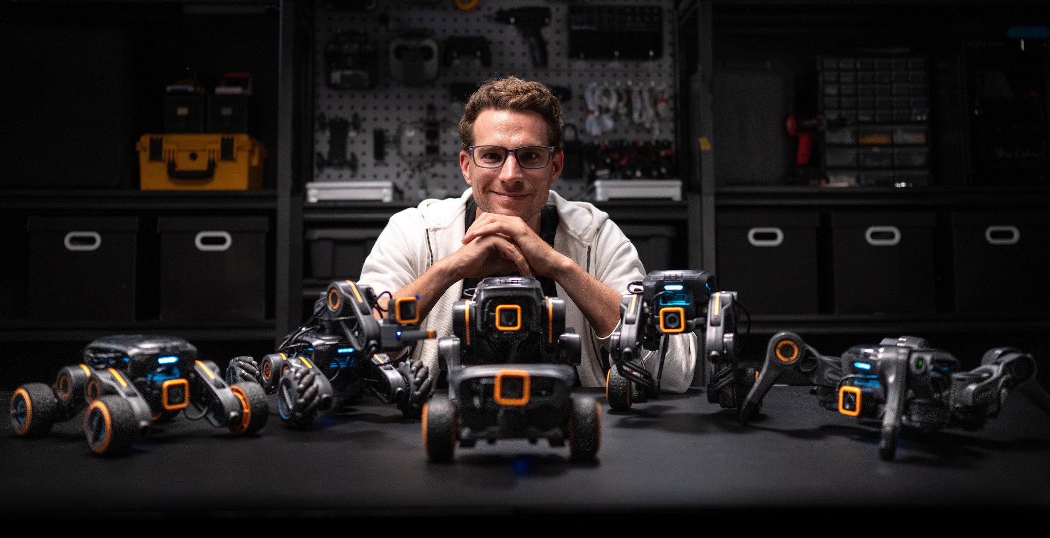 ugot-roboter-ai-city-guardian-education-kit-58-komponenten-zum-bau-von-vier-robotermodellen