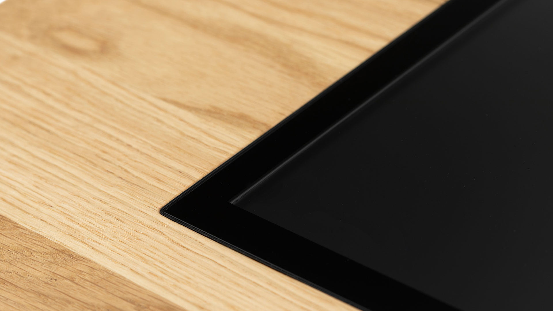 infoWERK-FM39H-Rednerpult-mit-optionalem-Display