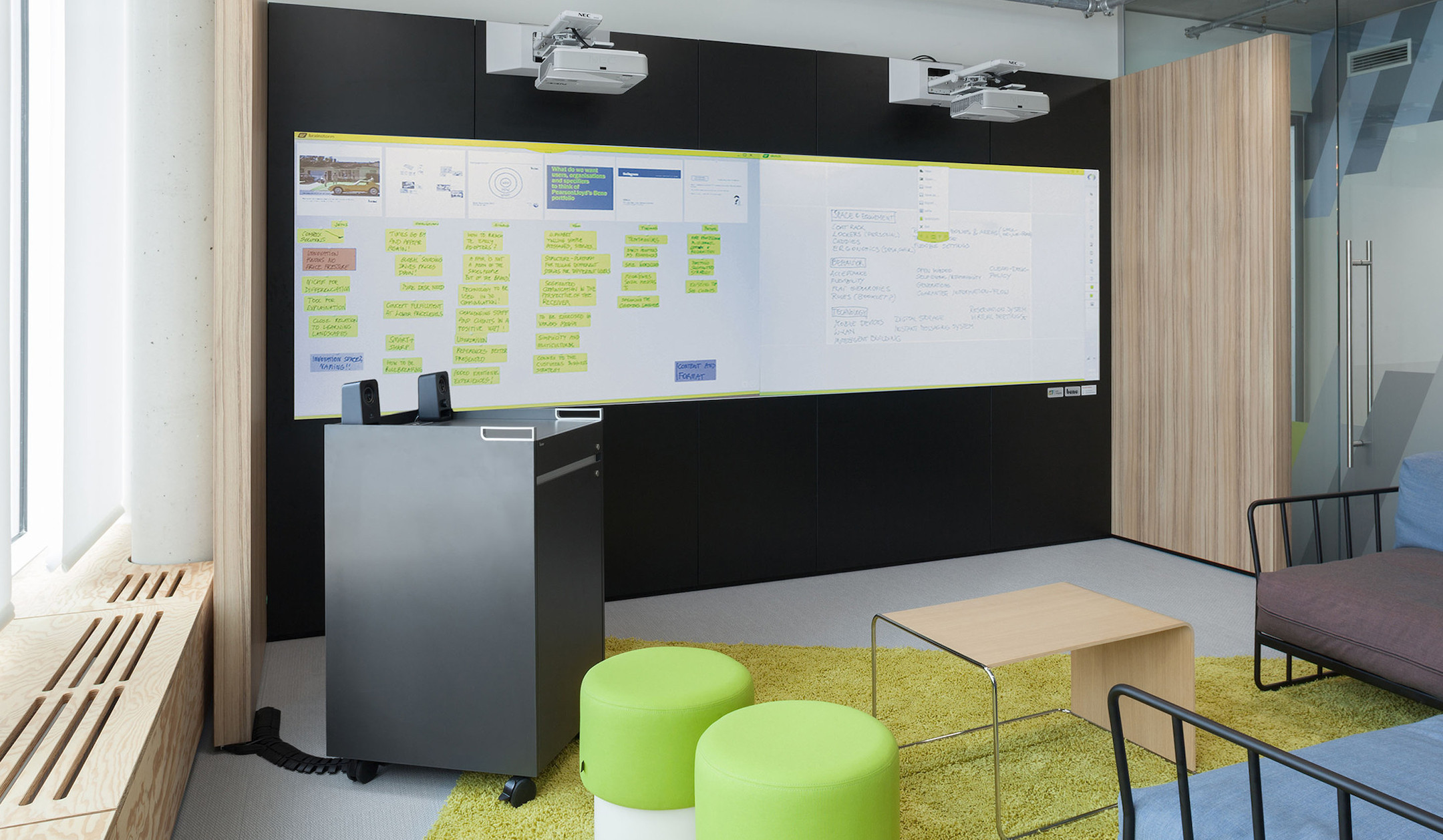 Bene-T-CADDY-Media-Rollcontainer-mit-individuell-gestaltbarem-Stauraum-inkl-Strom-und-Netzwerkanschluss