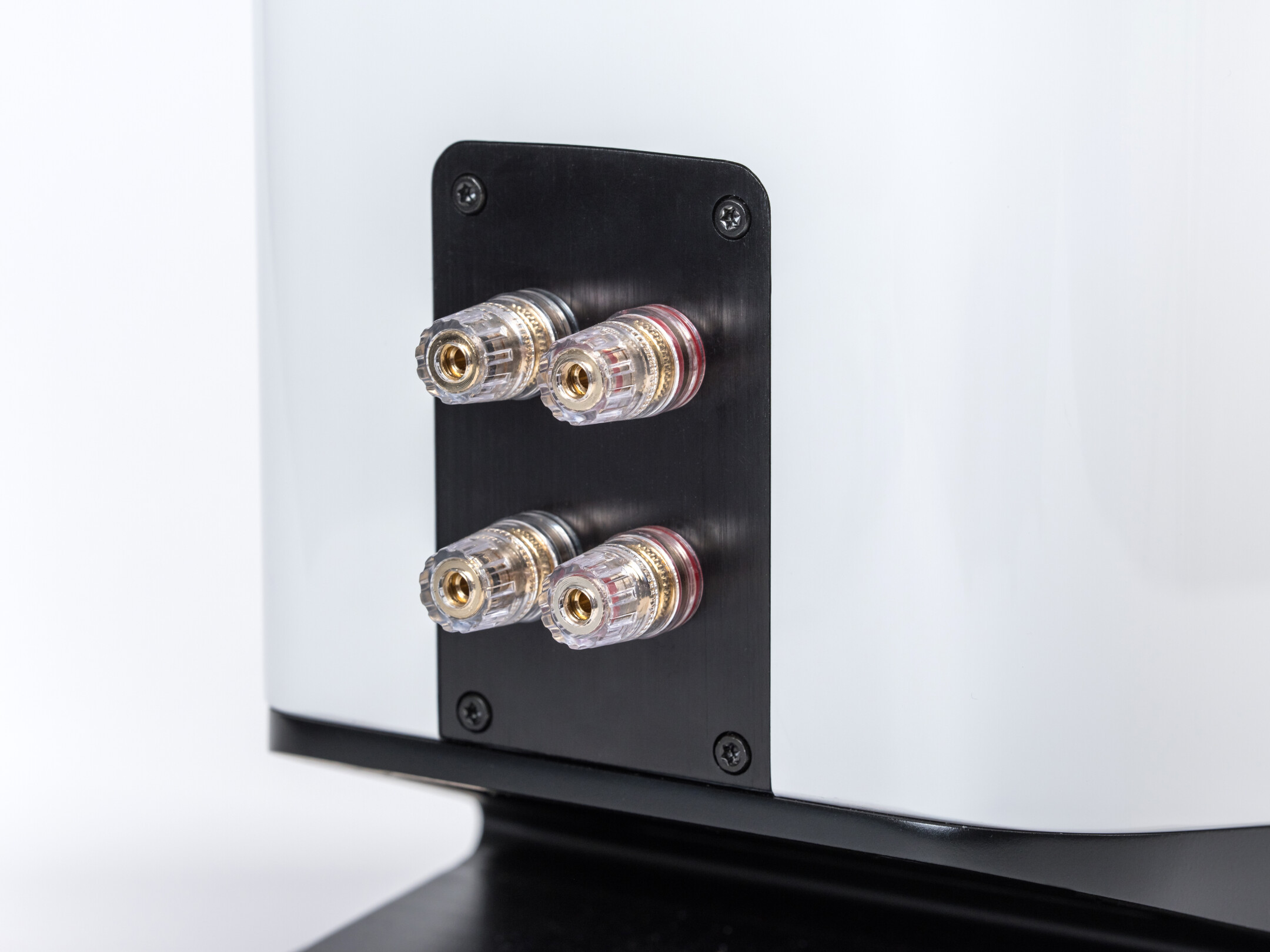 ELAC-Vela-FS-409-2-Weiss-Hochglanz